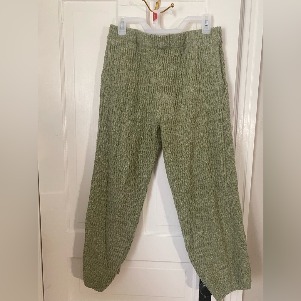 Universal Thread, Size Medium, Pants